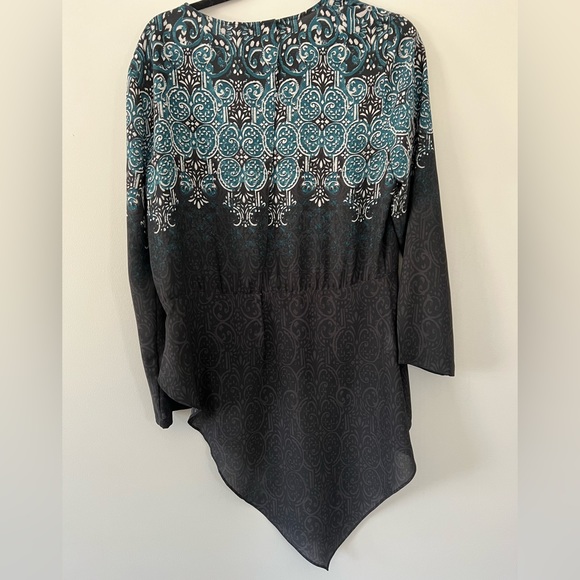 BCBGMaxAzria Eugene Paisley Print Asymmetrical Blouse - Picture 3 of 6